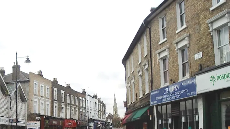 Bexley High Street, Bexley village