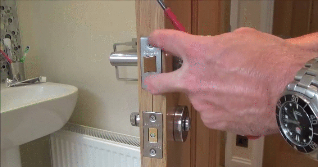 How To Repair Bathroom Door Lock