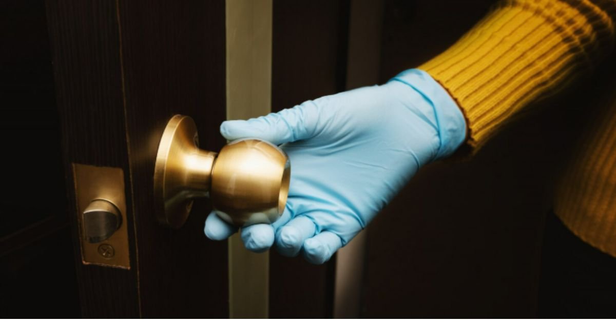 What To Do When Locked Out Of The House: Smart Tips For Uk