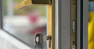Emergency Locksmith Derby helping customer with lockout