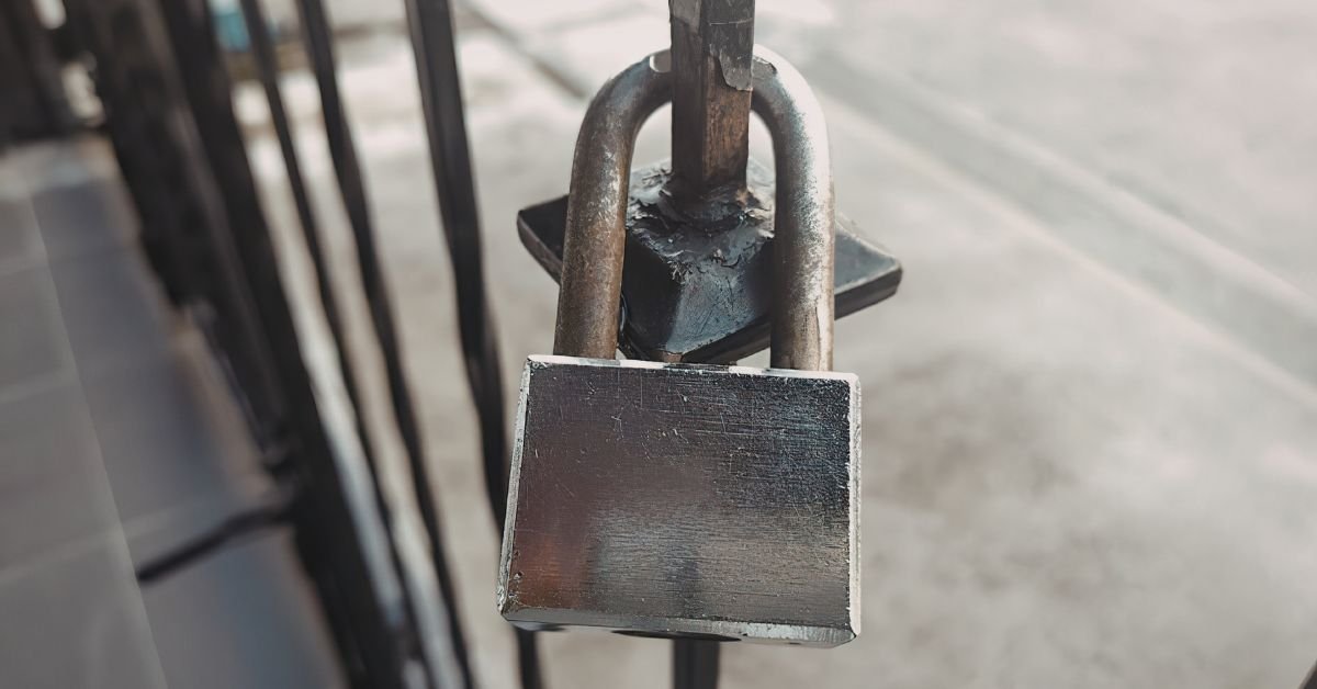 padlock stuck won't open