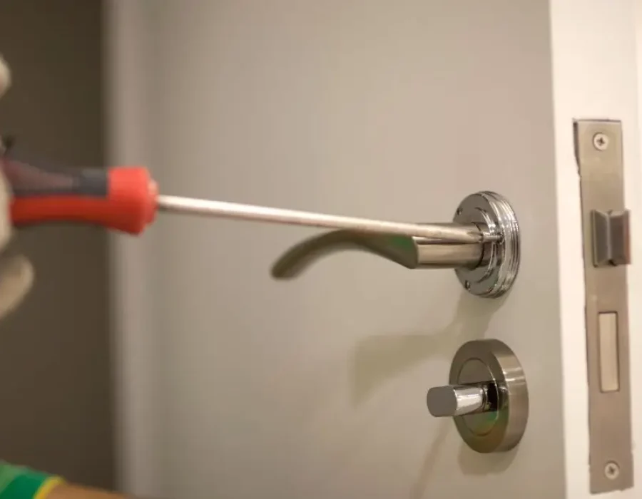 What Does an Emergency Locksmith Do: Top 5 Services You Need