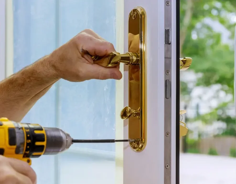 how much to install a door lock​ uk